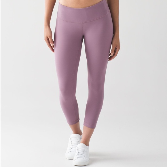 lululemon athletica Pants - RARE Lululemon Wunder Under Crop Dusty Mauve 21”